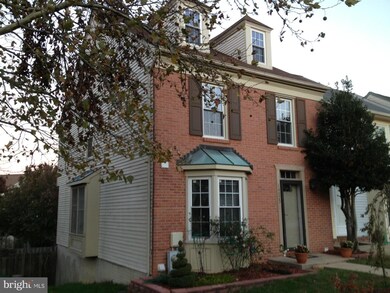 14023 Oakpointe Dr, Laurel, MD 20707 - photo 2