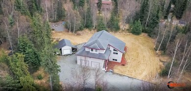 Beautiful / Private Lot