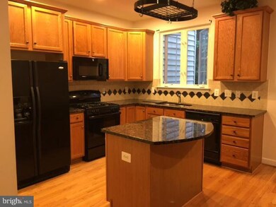 8166 Mississippi Rd, Laurel, MD 20724 - photo 7