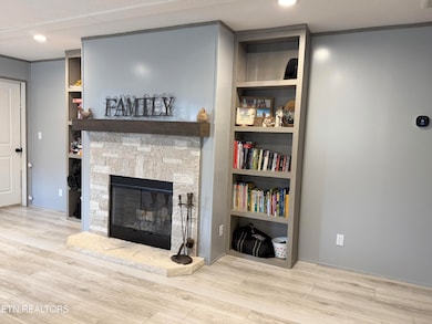 959 Barbee Rd, Jefferson City, TN 37760 - photo 2