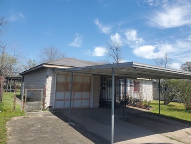 2813 Rosemary Ln, Houston, TX 77093 - photo 2