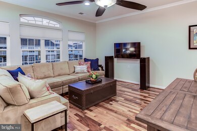 24660 Hutchinson Farm Dr, Sterling, VA 20166 - photo 5