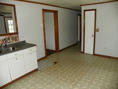 Eat in Kitchen Area