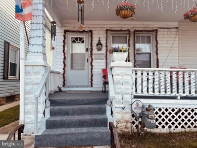 1012 E Philadelphia St, York, PA 17403 - photo 2