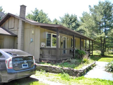 427 Rocky Run Rd, Hawley, PA 18428 - photo 4