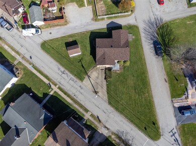 100 Homestead Ave, Scottdale, PA 15683 - photo 4