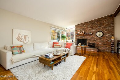 89 Florence Rd Greenwich CT-large-007-00
