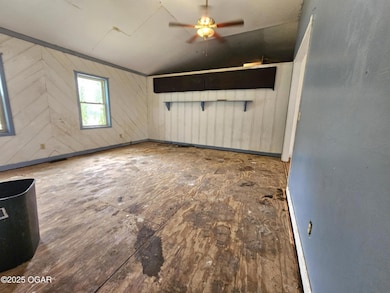 2810 N Michigan Ave, Pittsburg, KS 66762 - photo 5