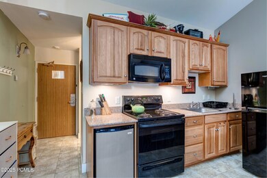 2235 Sidewinder Dr unit 424, Park City, UT 84060 - photo 5