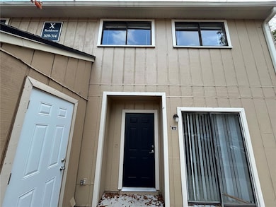 507 NW 39th Rd unit 310, Gainesville, FL 32607 - photo 2