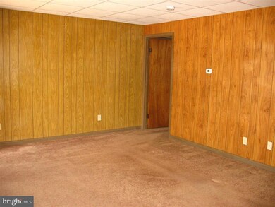 44477 Clarkes Landing Rd unit 1, Hollywood, MD 20636 - photo 2