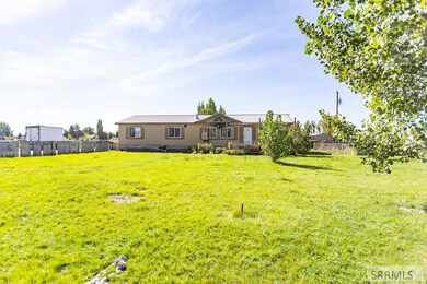 813 W 40 S, Blackfoot, ID 83221 - photo 4