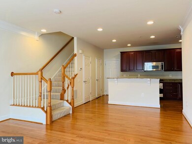 2219 Oberlin Dr unit 331A, Woodbridge, VA 22191 - photo 3