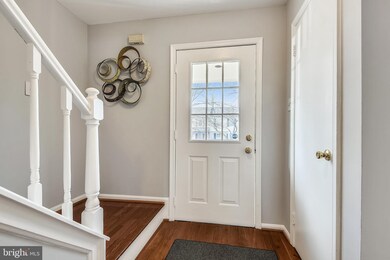 14811 Hammersmith Cir, Silver Spring, MD 20906 - photo 4