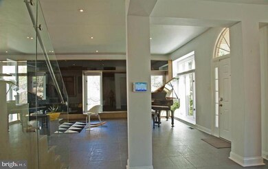 8406 Old Seven Locks Rd, Bethesda, MD 20817 - photo 4