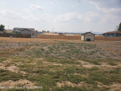 506 Maple St, La Barge, WY 83123 - photo 3