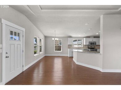 98126 W Benham Ln unit 34, Brookings, OR 97415 - photo 4