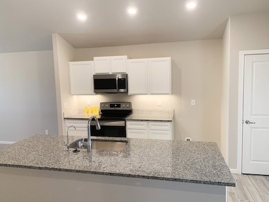 9117 Red Cliff Ave, Odessa, TX 79765 - photo 5