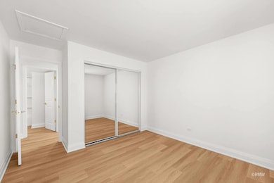 110 N Willow Rd unit 4, Elmhurst, IL 60126 - photo 3