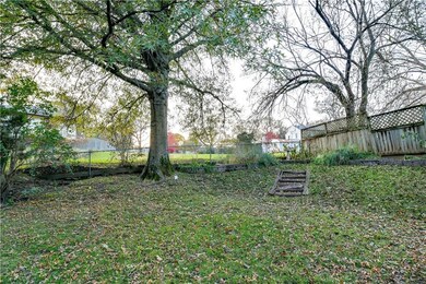 1048 56th St, Des Moines, IA 50311 - photo 6