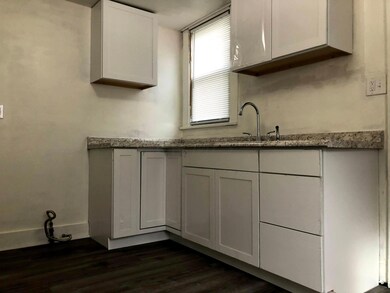 898-900 E 13th Ave.