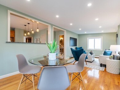 567 South St, Roslindale, MA 02131 - photo 4