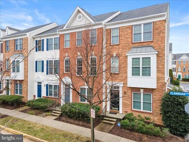 42793 Flannigan Terrace, Chantilly, VA 20152 - photo 3