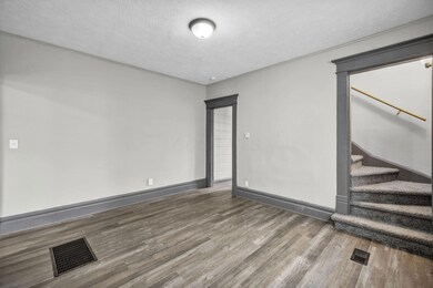 365-367 S Eureka Ave, Columbus, OH 43204 - photo 5