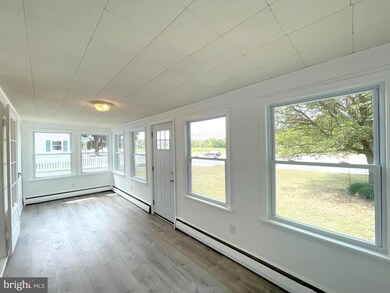 590 Hallowing Point Rd, Prince Frederick, MD 20678 - photo 2