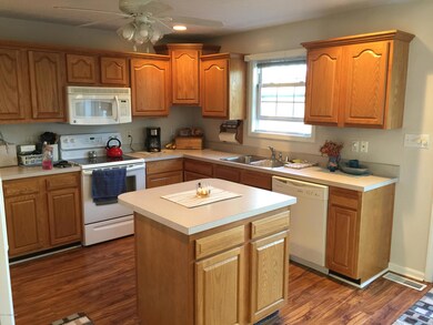 276 Scenic View Dr, Mount Washington, KY 40047 - photo 6