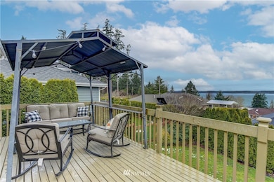 19216 94th Dr NW, Stanwood, WA 98292 - photo 6