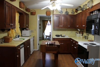 1617 Dandridge St SW, Decatur, AL 35601 - photo 4