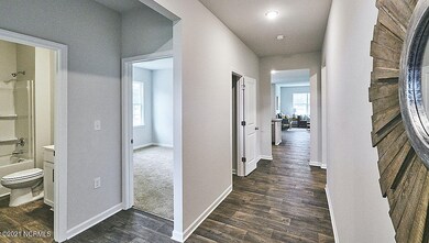 Cali_Express_White_Cabinets01