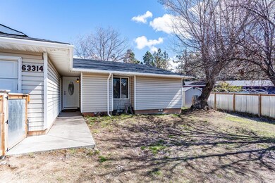 63314 Lamoine Ln, Bend, OR 97701 - photo 3