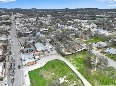 115 Pecan St, Boerne, TX 78006 - photo 3