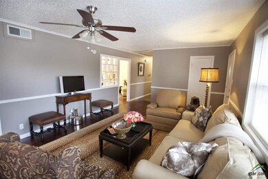 630 E Hudson St, Tyler, TX 75701 - photo 2