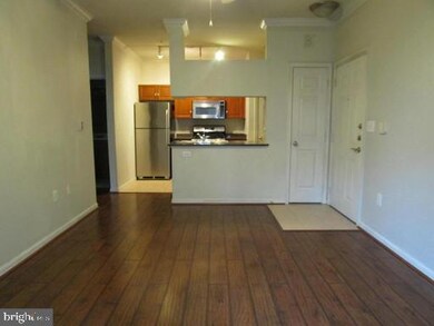 Bryson At Woodland Park unit 208, Herndon, VA 20171 - photo 3