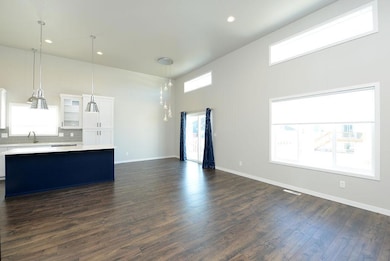 7421 18th St S, Fargo, ND 58104 - photo 5