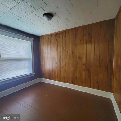 451 Faulkner Ave, Martinsburg, WV 25401 - photo 4