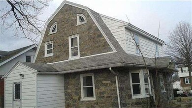 146 E Parkway Ave, Chester, PA 19013 - photo 2