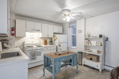 158 Salem St unit 3, Boston, MA 02113 - photo 2