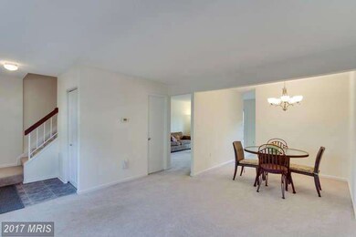 3056 Hickory Grove Ct, Fairfax, VA 22031 - photo 5