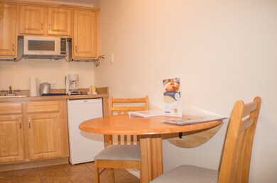 235kitchentable