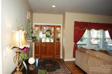 2916 NE Red Oak Dr, Bend, OR 97701 - photo 7