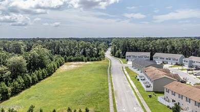 300 Carriage Dr, Jacksonville, NC 28546 - photo 7