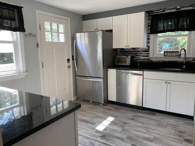 26 Ransom St, Carver, MA 02330 - photo 3