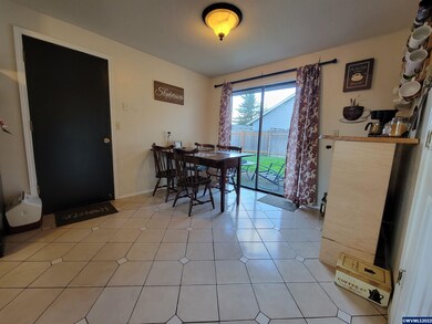 553 Panda Loop, Eugene, OR 97401 - photo 7