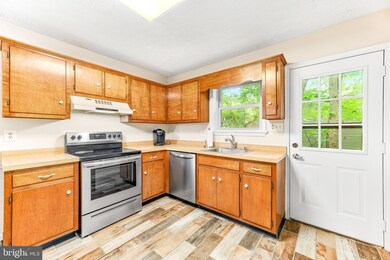 23343 Holly Hill Ln, California, MD 20619 - photo 7