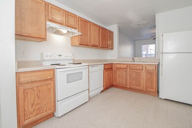 299 Raleigh Dr, Clarksville, TN 37043 - photo 4