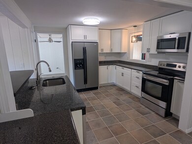 47 Daniel Square, Belchertown, MA 01007 - photo 5